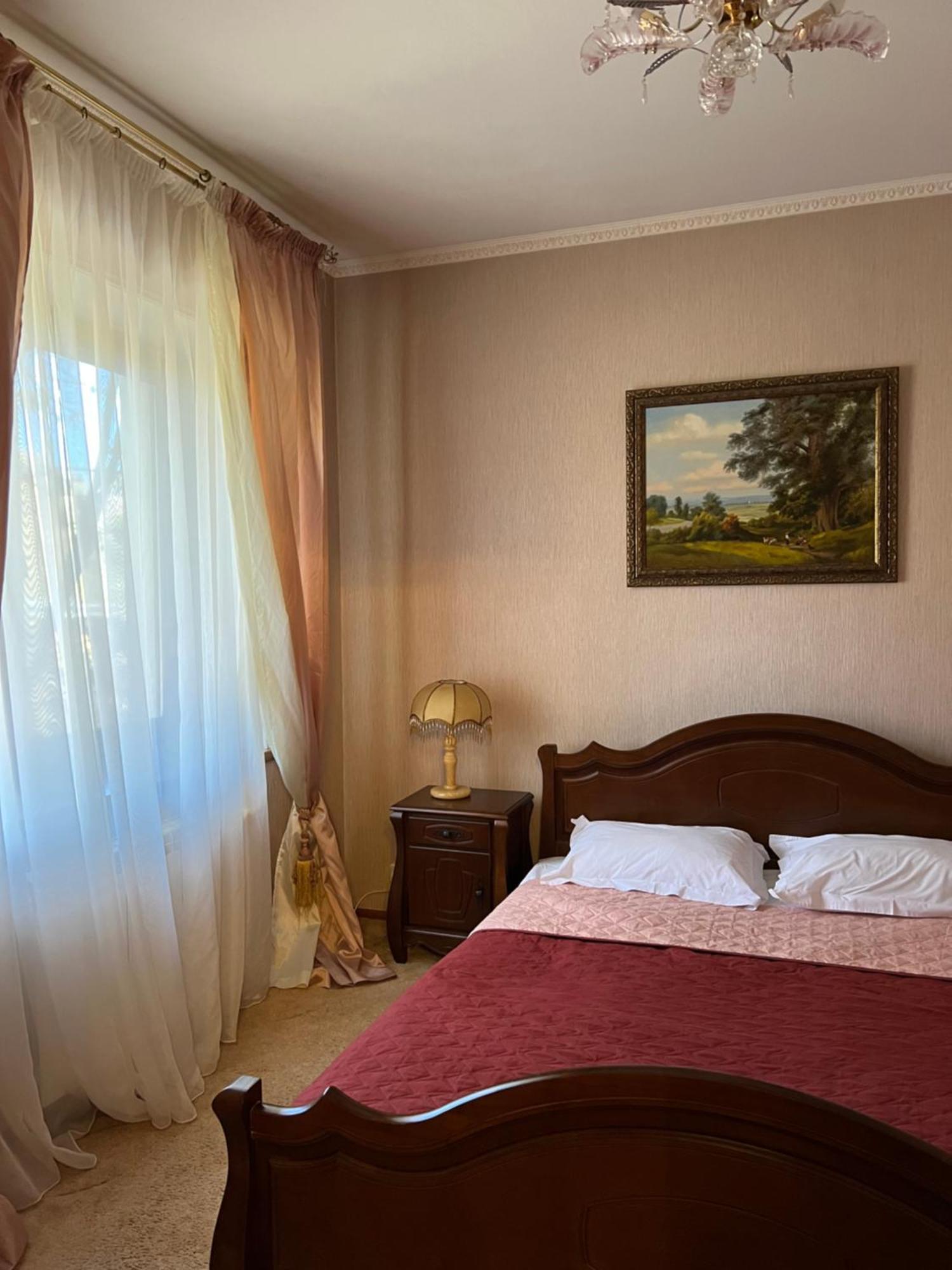 Kamelot Hotel Kiev Ngoại thất bức ảnh