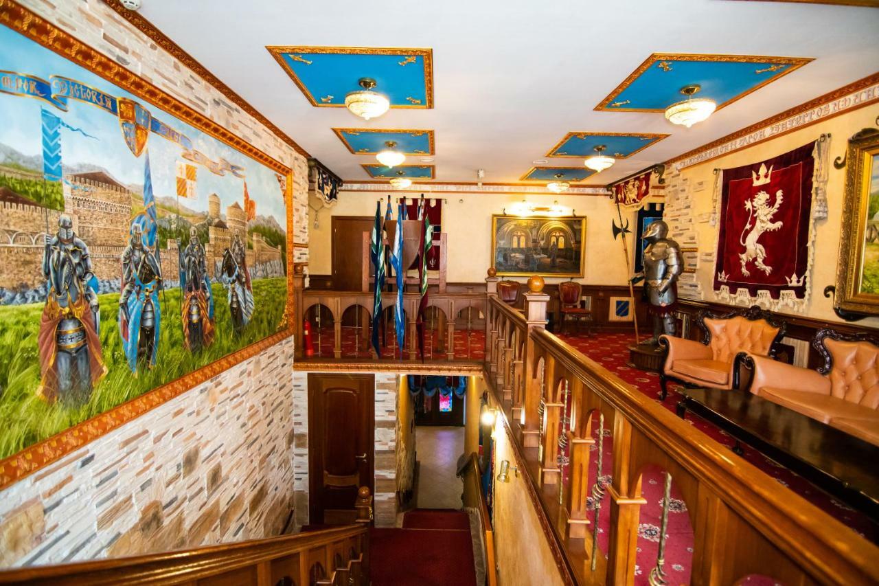 Kamelot Hotel Kiev Ngoại thất bức ảnh